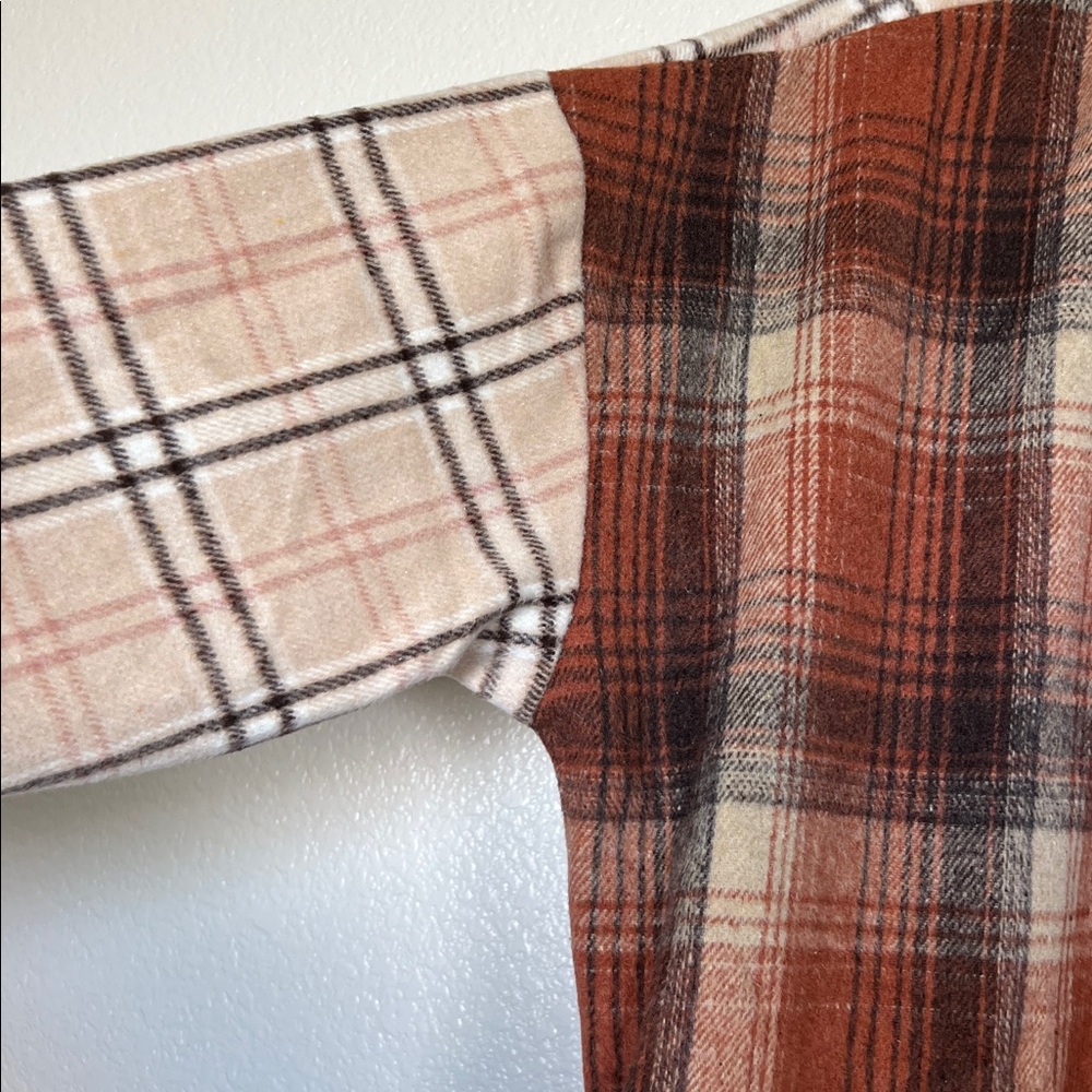 Brown and cream long plaid shacket, size small - Picture 6 of 9